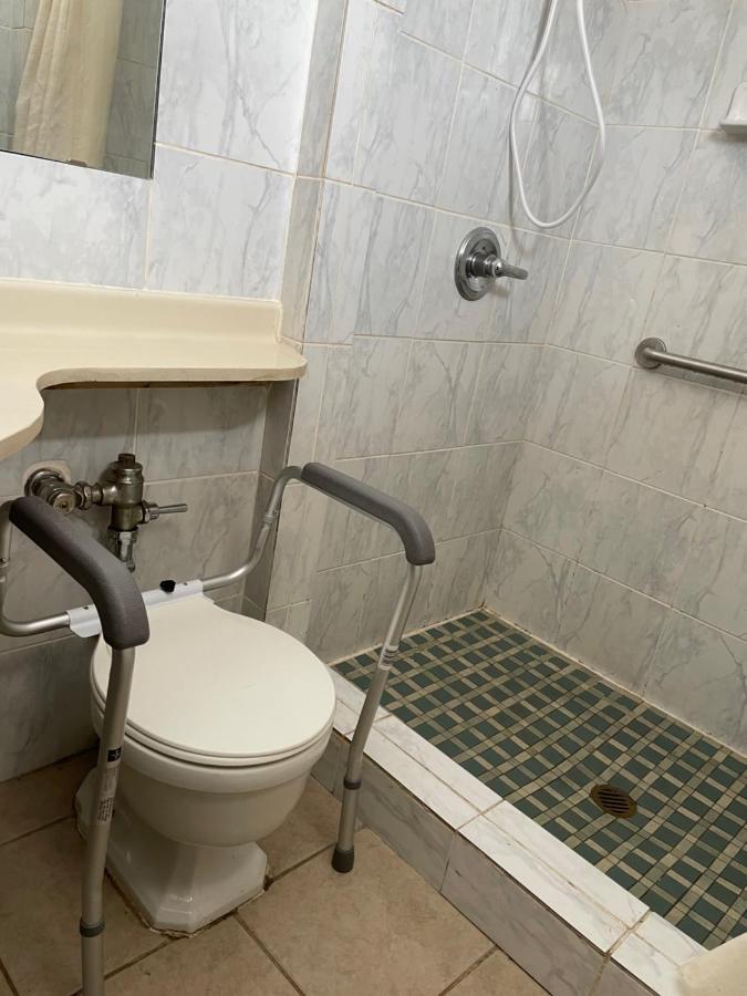 American Motor Inn - Rock Island Ngoại thất bức ảnh