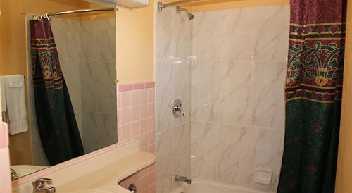 American Motor Inn - Rock Island Ngoại thất bức ảnh